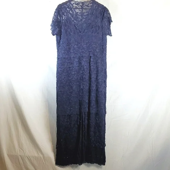 Marina Navy Blue Lace Formal Dress - Picture 4 of 8